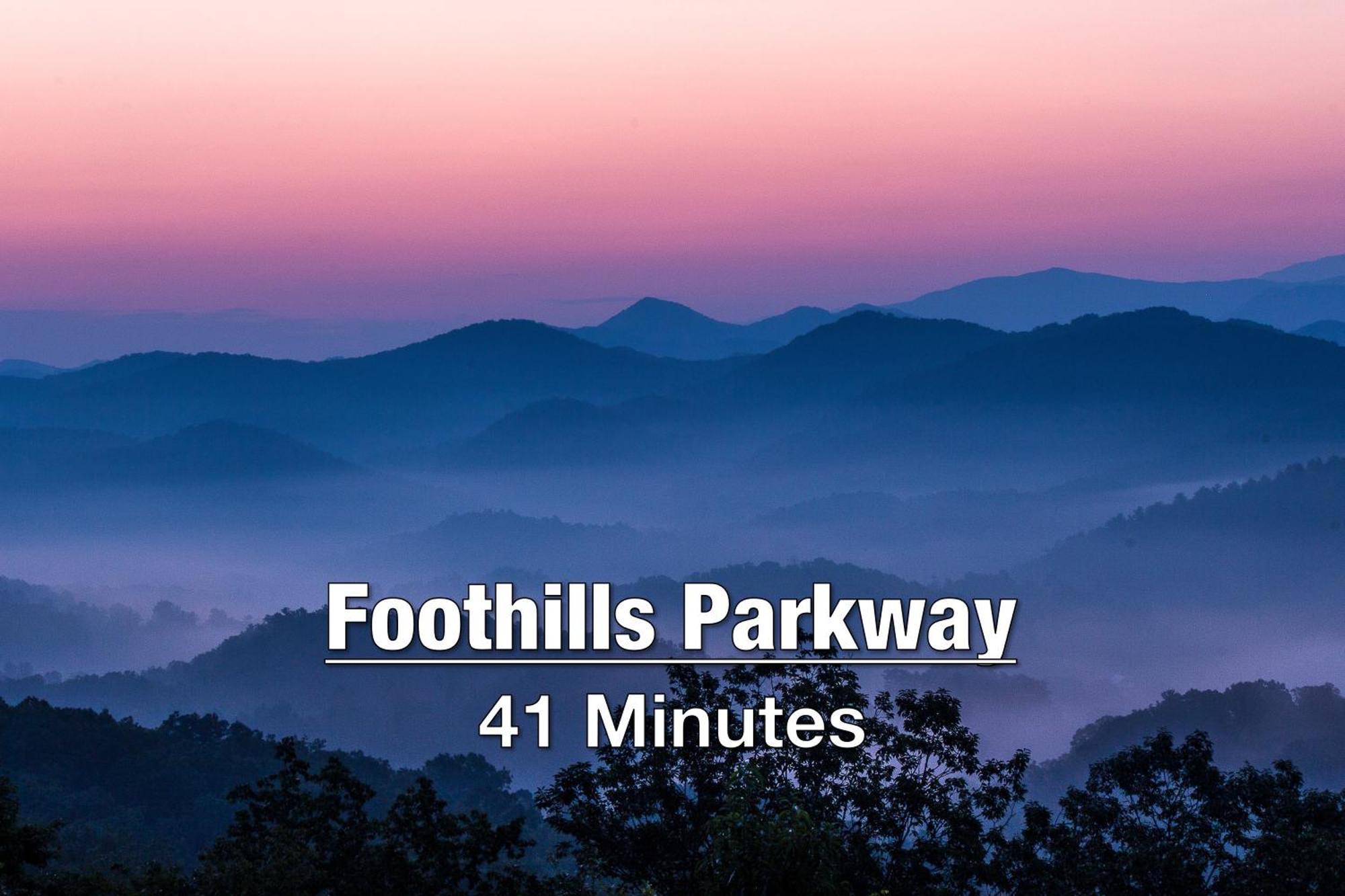 New Luxury Cabin With Stunning Mountainviews,Hottub, Firepit, Fireplace,2 Kingbeds, 2 Covereddecks,Bbqgrill, Shuffleboard And Pool Access Sevierville Exterior foto